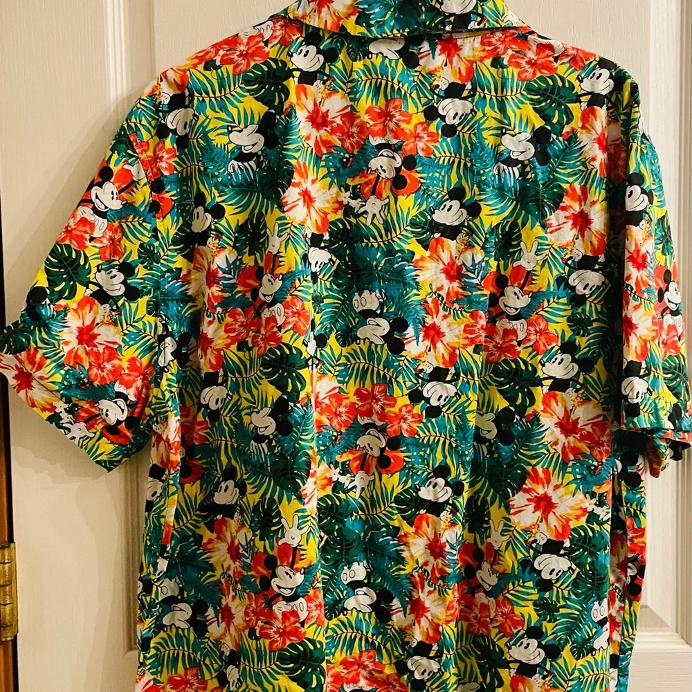 Disney Mickey Hawaiian Men's Floral Mickey Mouse Shirt - Multicolor - Picture 5 of 5